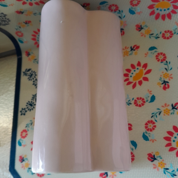 Rae Dunn Love Struck Vase Valentine's Day - Picture 5 of 5